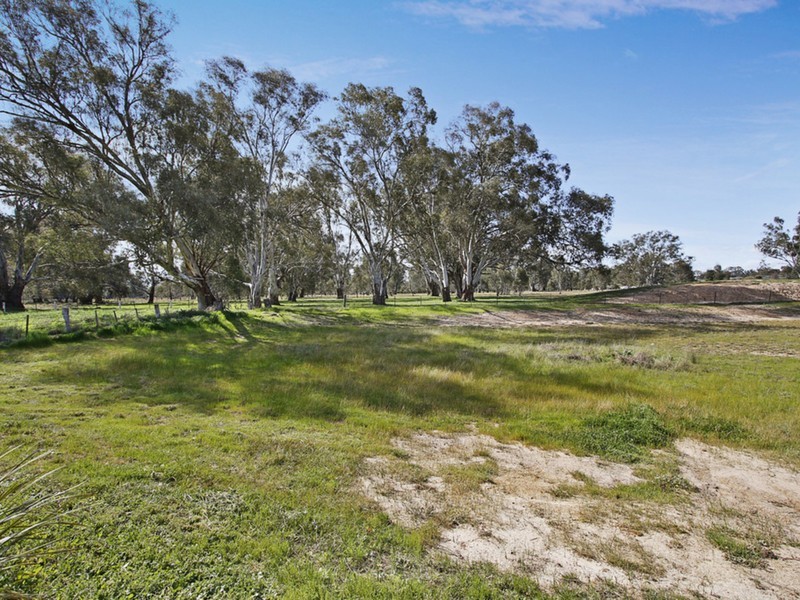 14 Stapleton Court, Benalla VIC 3672