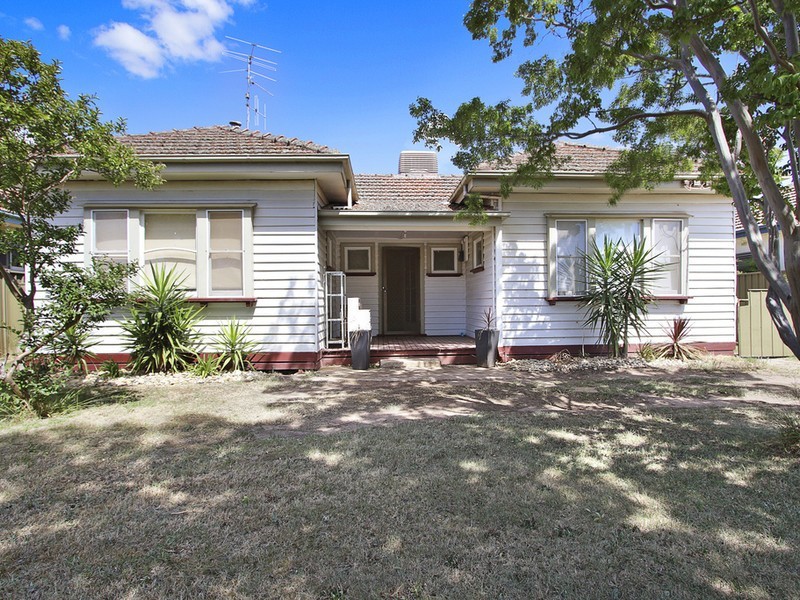 8 Margaret Street, Benalla VIC 3672