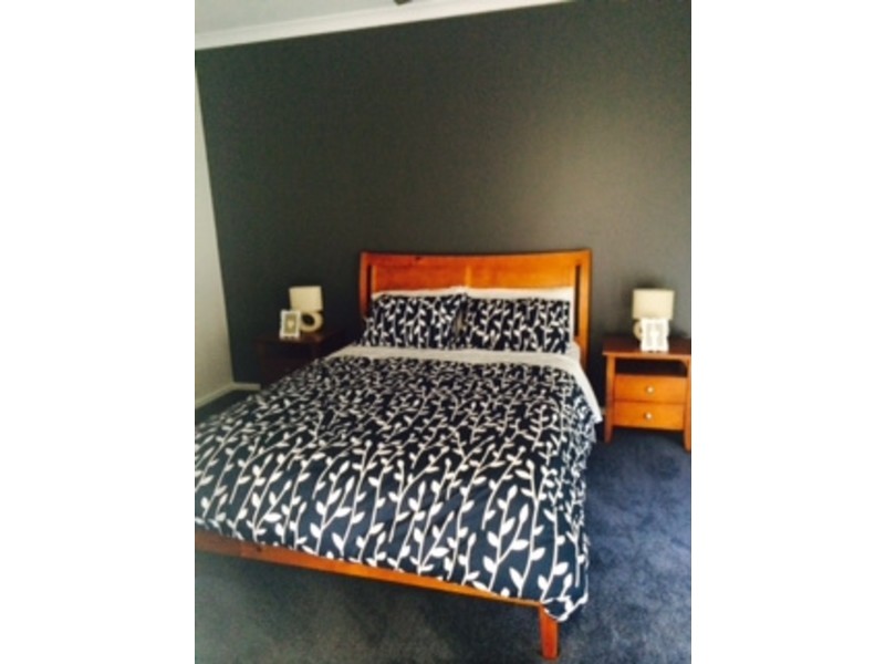 6 Jean Crescent, Benalla VIC 3672