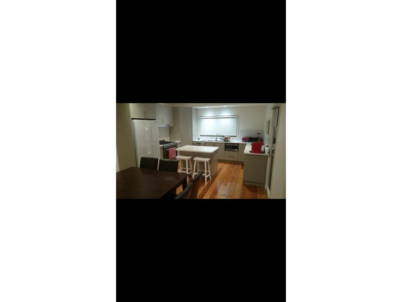 6 Jean Crescent, Benalla VIC 3672