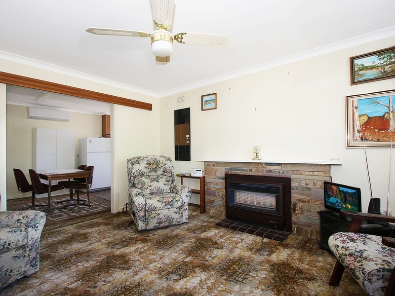 74 Coish Avenue, Benalla VIC 3672