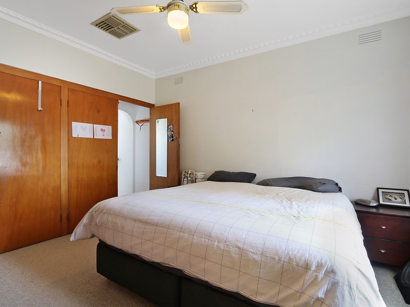 6 Parkview Parade, Benalla VIC 3672