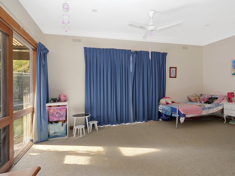 6 Parkview Parade, Benalla VIC 3672