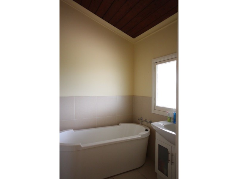 36 Barkly Street, Benalla VIC 3672