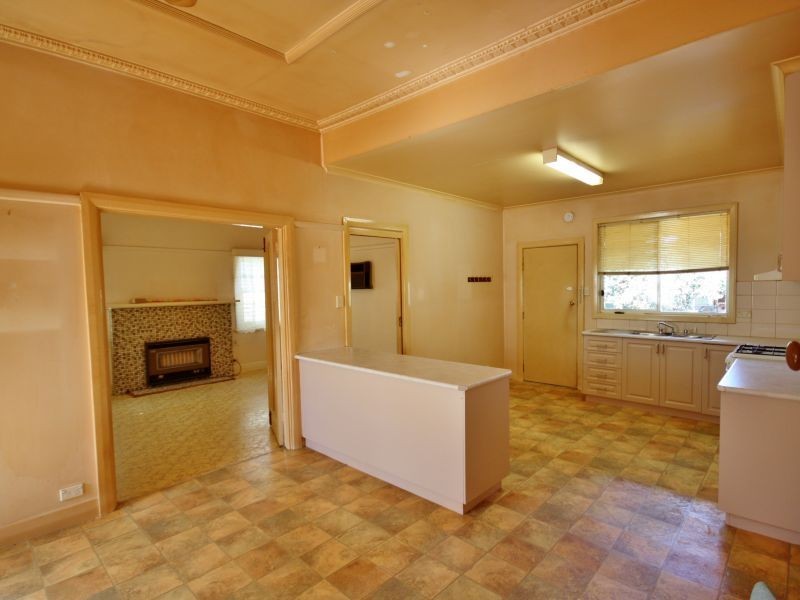 21 Riverview Road, Benalla VIC 3672