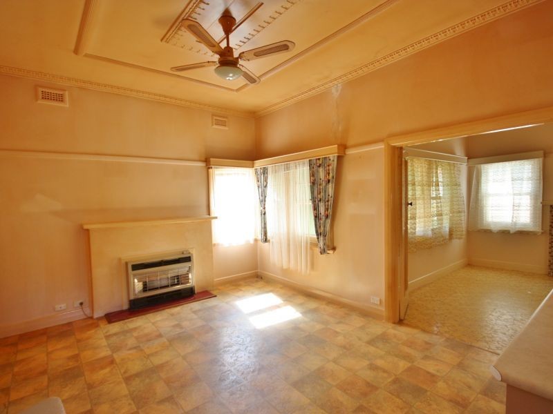 21 Riverview Road, Benalla VIC 3672