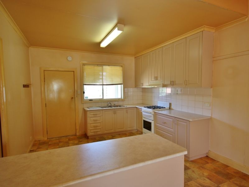 21 Riverview Road, Benalla VIC 3672