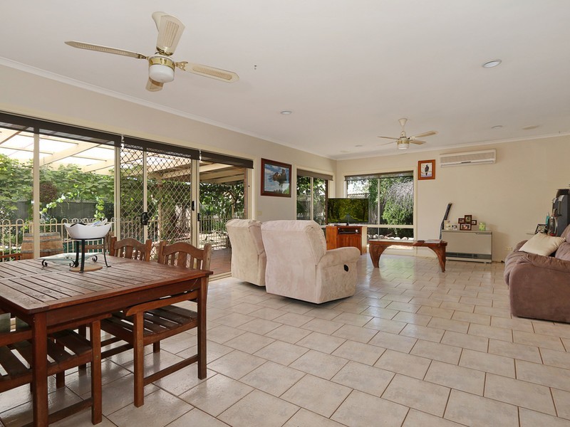 14 Exton Crescent, Benalla VIC 3672