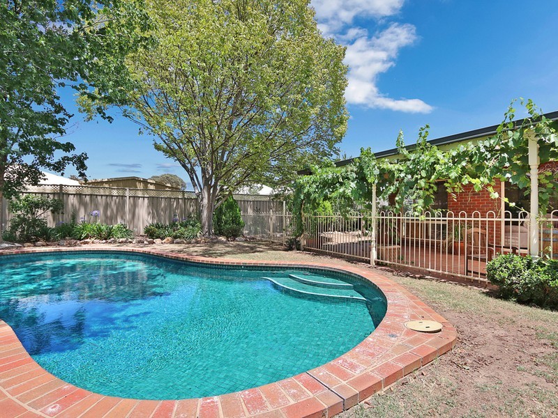 14 Exton Crescent, Benalla VIC 3672