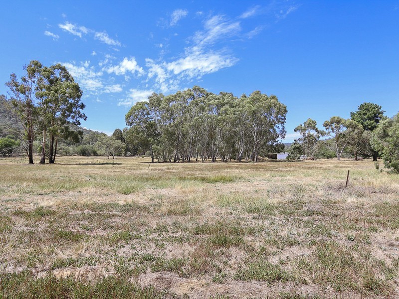 330 Middle Creek Road, Greta South, Wangaratta VIC 3677
