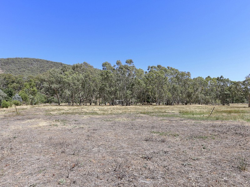 330 Middle Creek Road, Greta South, Wangaratta VIC 3677