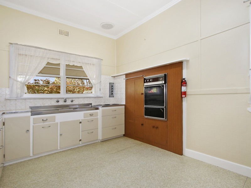 27 Crofton Street, Benalla VIC 3672