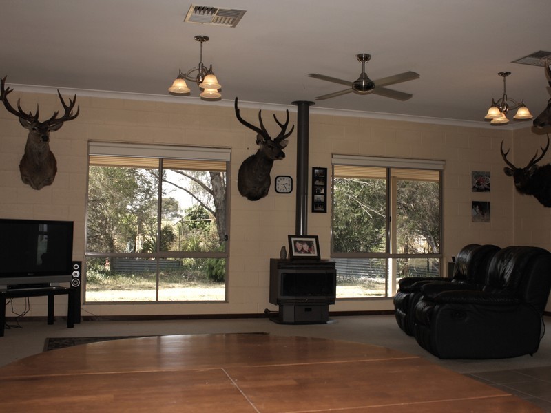 36 Murrays Road, Benalla VIC 3672