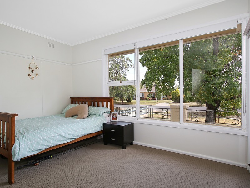 7 Amos Avenue, Benalla VIC 3672