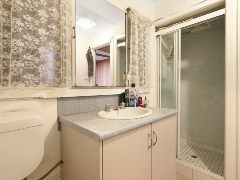 15 Commercial Road, Benalla VIC 3672