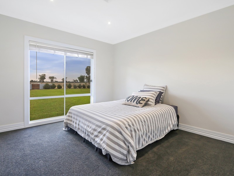 87 Murray Road, Benalla VIC 3672