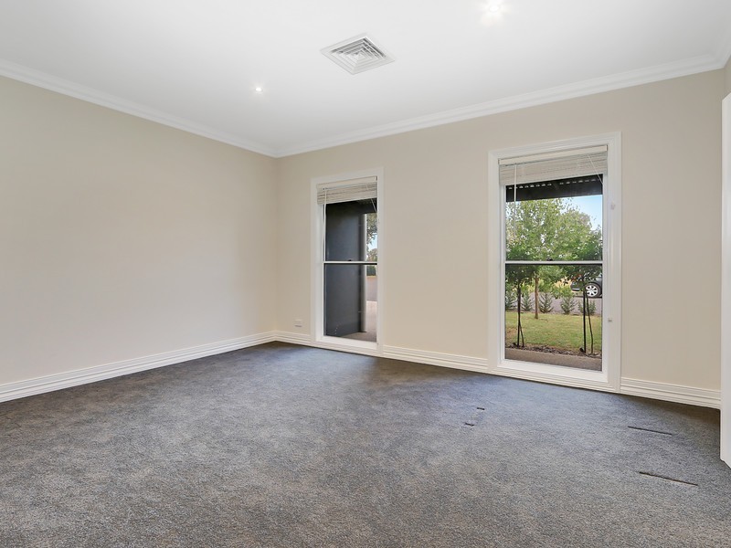 87 Murray Road, Benalla VIC 3672