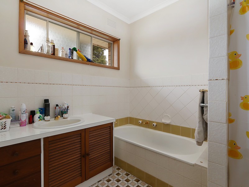 11 Psaltis Parade, Benalla VIC 3672