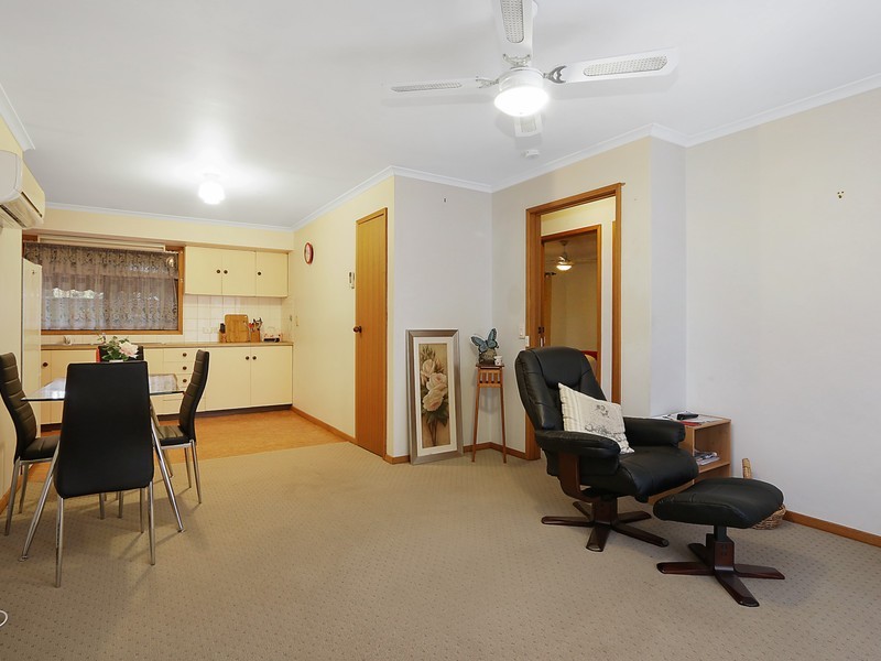 2/23 Goomalibee Street, Benalla VIC 3672