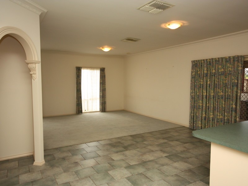 2 Monash Drive, Benalla VIC 3672