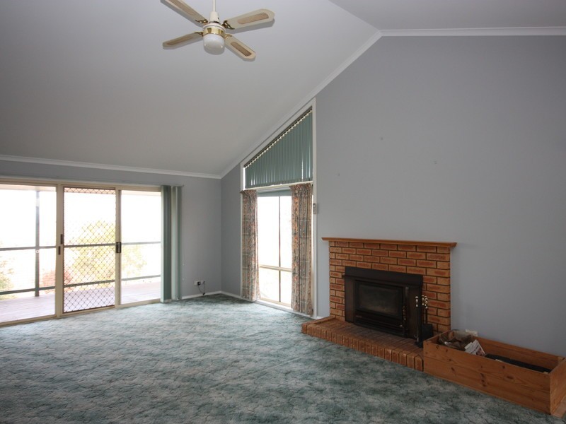 72 Bowcher Road, Chesney Vale VIC 3725