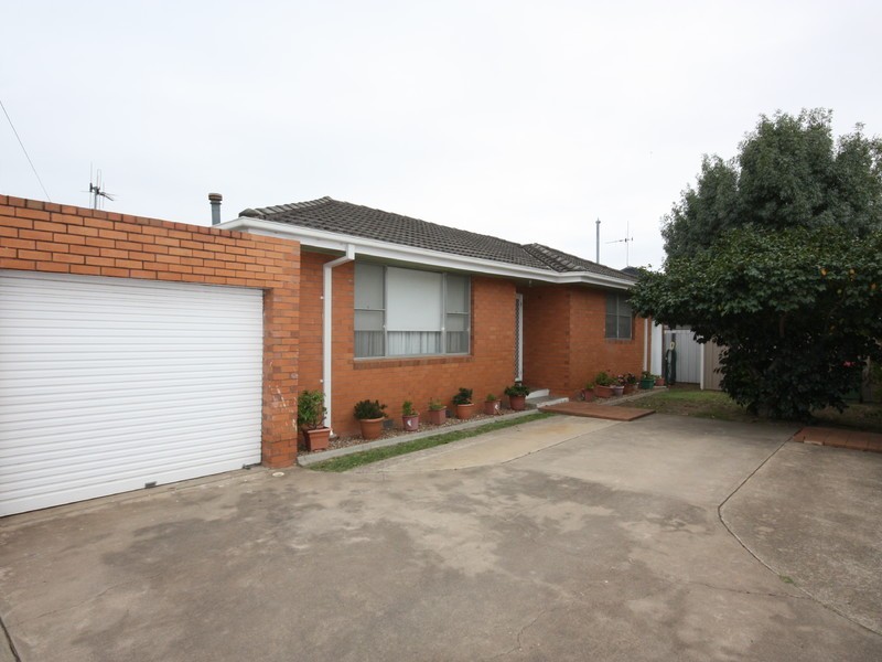 2/5 Perth Street, Benalla VIC 3672