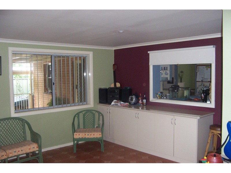 16 Amos Ave, Benalla VIC 3672