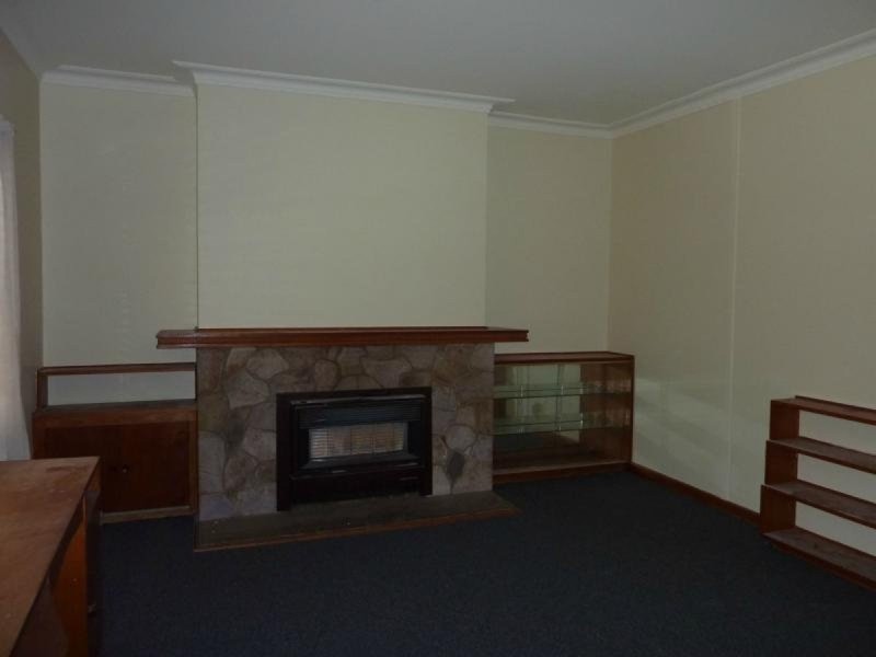 2/16 Harrison Avenue, Benalla VIC 3672