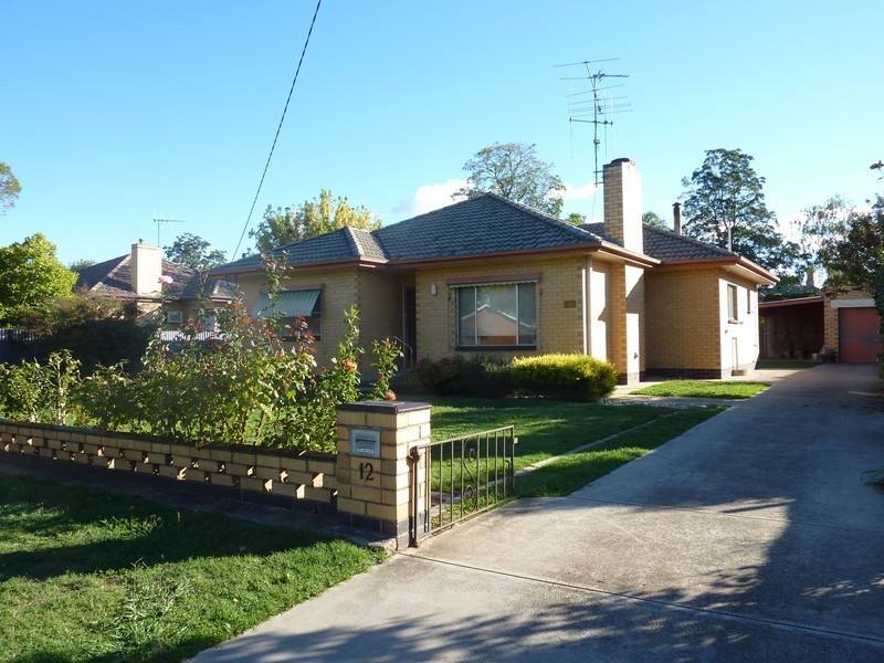 12 Walker Street, Benalla VIC 3672