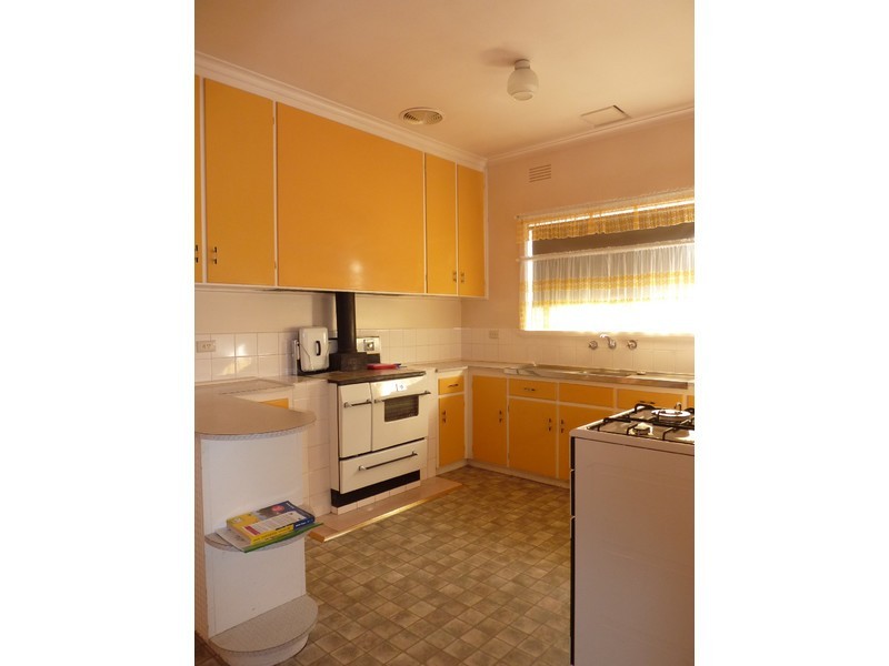 12 Walker Street, Benalla VIC 3672