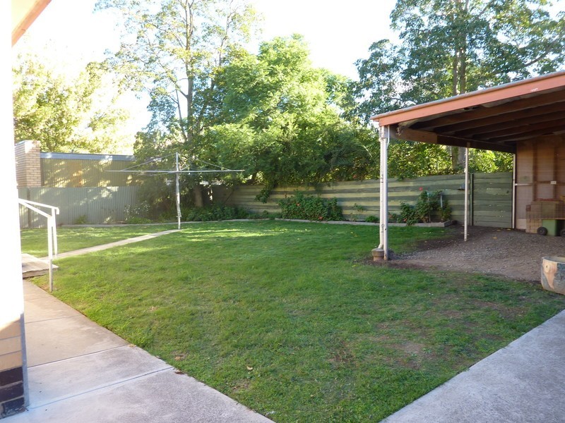 12 Walker Street, Benalla VIC 3672