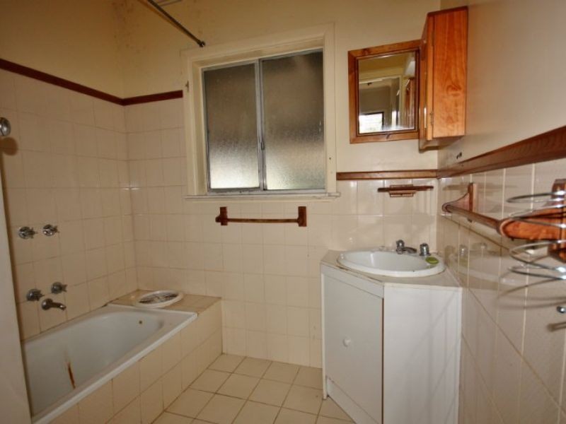 21 Halls Road, Goorambat VIC 3725