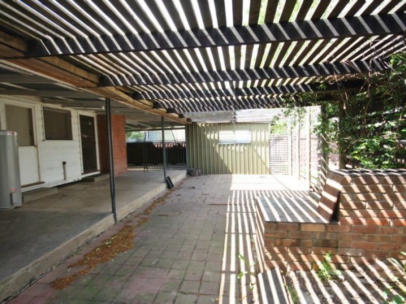 21 Halls Road, Goorambat VIC 3725