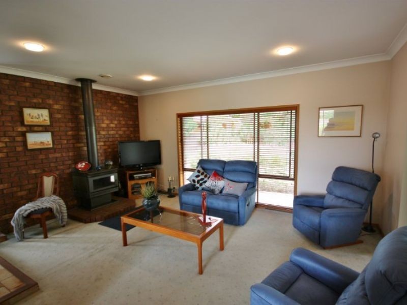 84 Coish Avenue, Benalla VIC 3672