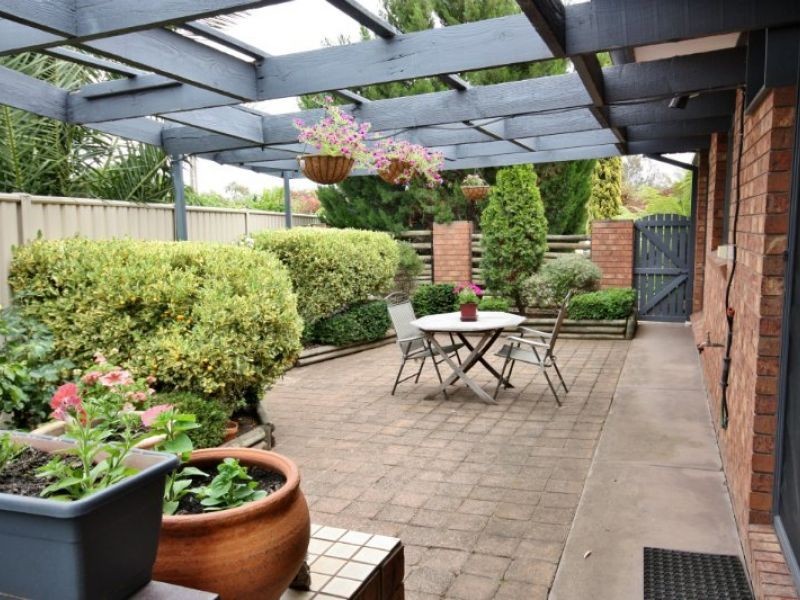 84 Coish Avenue, Benalla VIC 3672