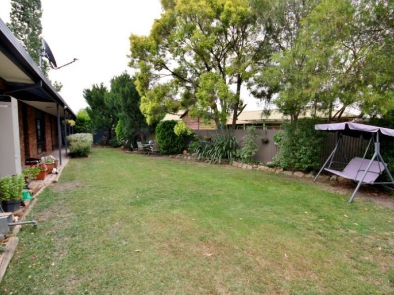 84 Coish Avenue, Benalla VIC 3672