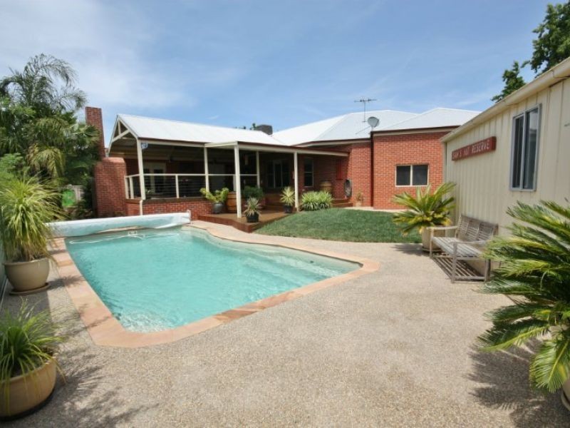 9 Quantrill Avenue, Benalla VIC 3672