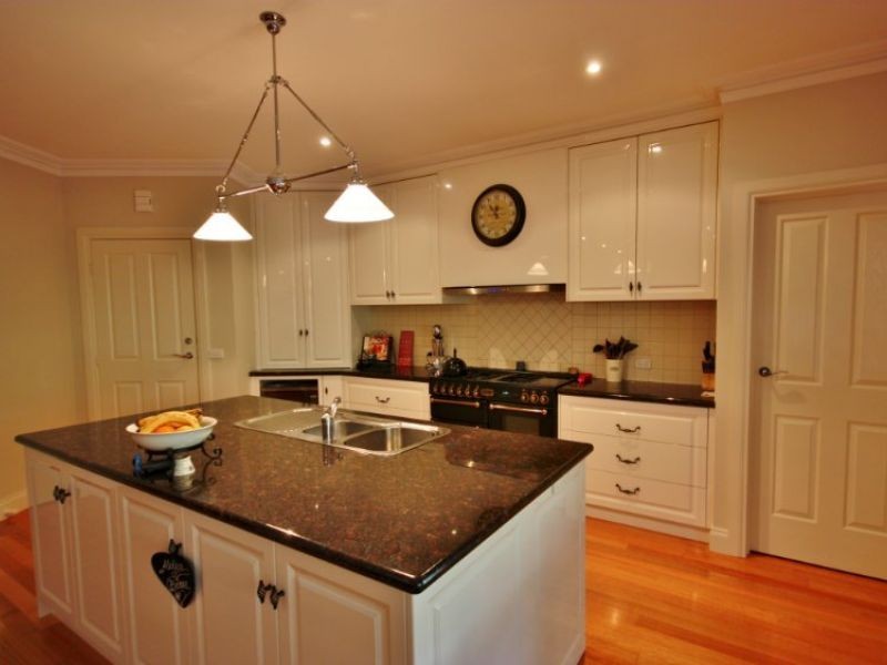 9 Quantrill Avenue, Benalla VIC 3672