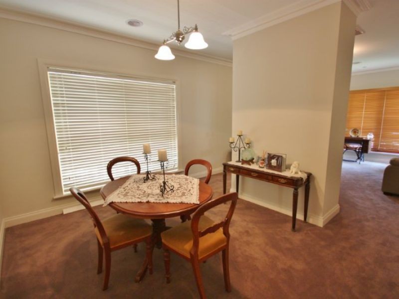 9 Quantrill Avenue, Benalla VIC 3672