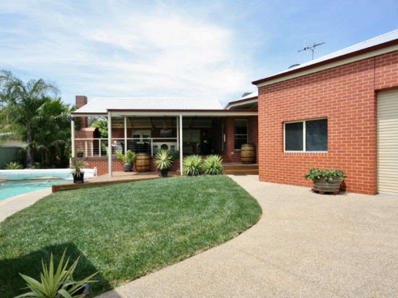 9 Quantrill Avenue, Benalla VIC 3672