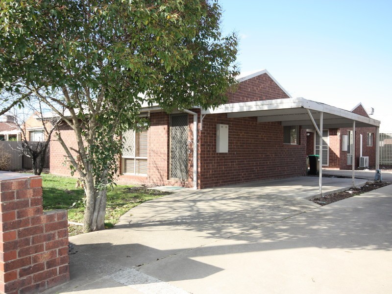 1/32 Witt Street, Benalla VIC 3672