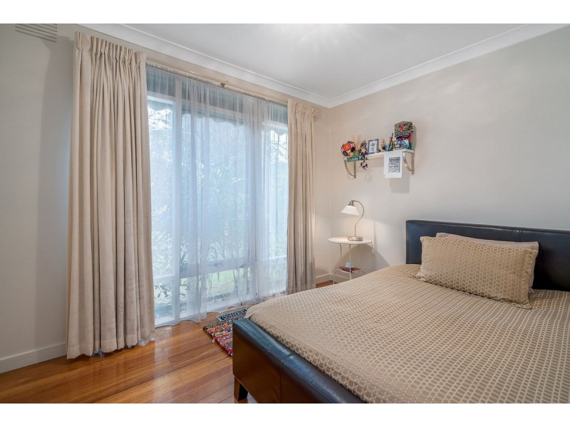 1/300 Koornang Road, Carnegie VIC 3163