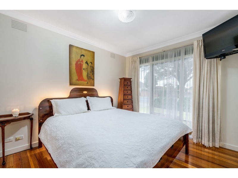 1/300 Koornang Road, Carnegie VIC 3163