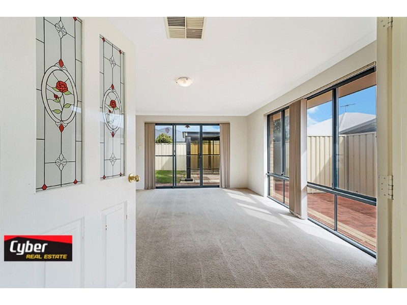 9 Danaine Street, Success WA 6164