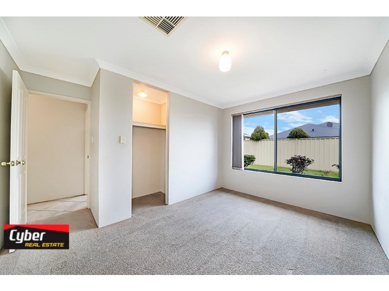9 Danaine Street, Success WA 6164