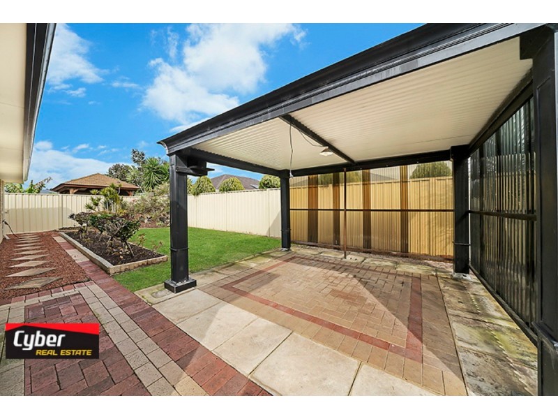 9 Danaine Street, Success WA 6164