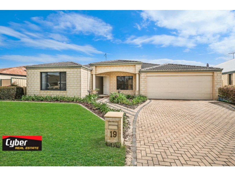 19 Tuart Court, Thornlie WA 6108
