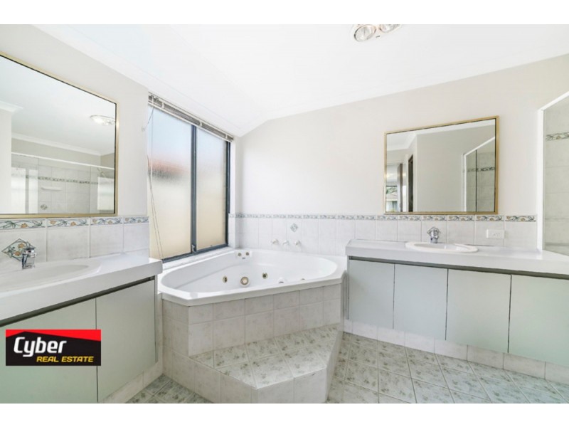 19 Tuart Court, Thornlie WA 6108