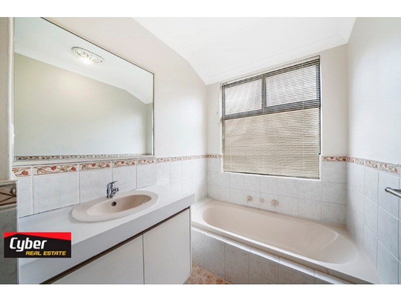 19 Tuart Court, Thornlie WA 6108