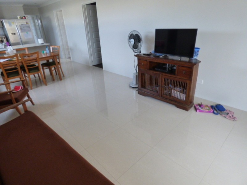 113B Lambeth Circle, Wellard WA 6170